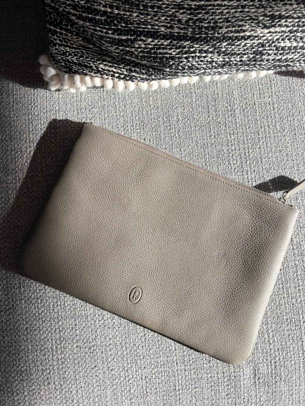 Parmigiani Fleurier Swiss Luxury Watch Brand Pebbled Leather Zip Pouch — Taupe/G